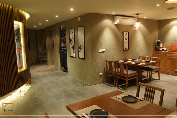 nha hang nhat ban 2 600x400 - Vai trò của tranh trang trí trong thiết kế nhà hàng Nhật Bản