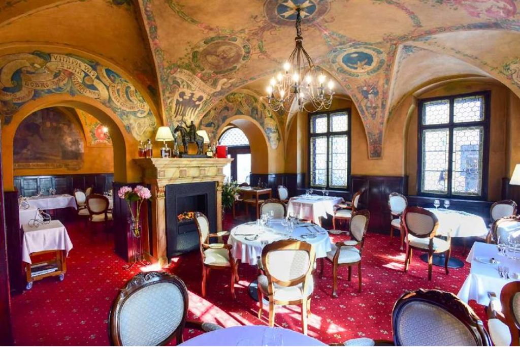 25 Mau Thiet Ke Nha Hang Chau Au Phong Cach Co Dien 10 25 Mau Thiet Ke Nha Hang Chau Au Phong Cach Co Dien 10