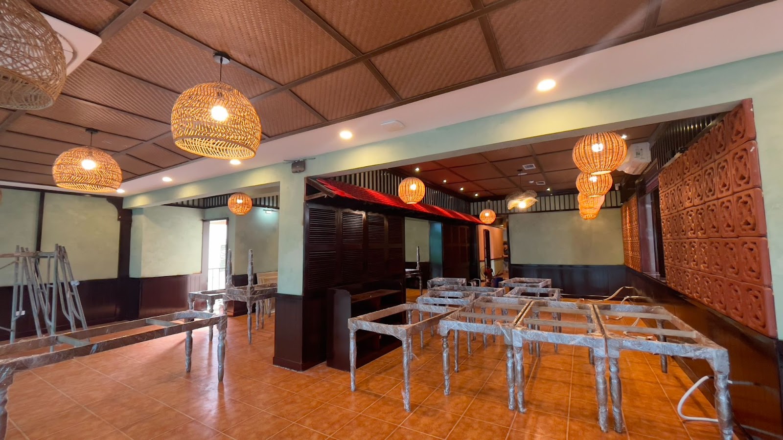 Thi công nhà hàng Phương Nam Yên Lãng