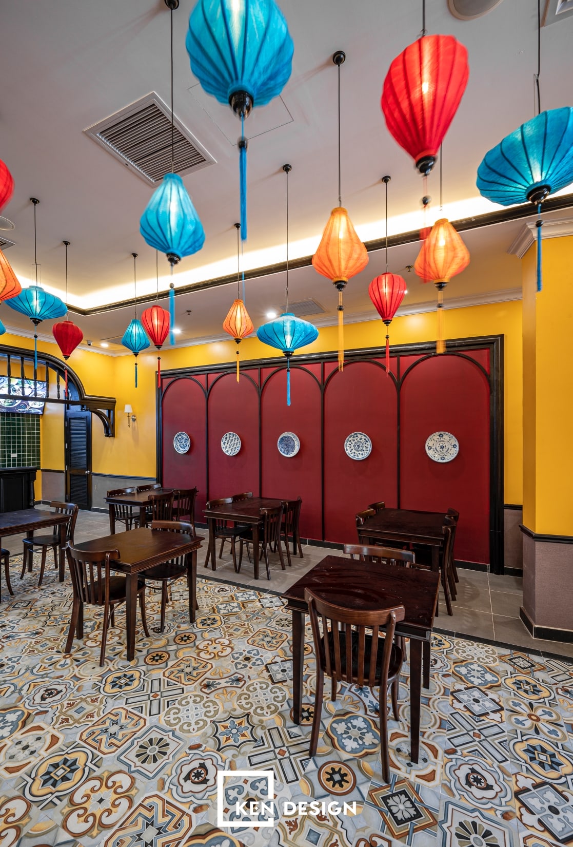 Thi Cong Nha Hang Mon Ngon Viet Nam Tai Vin Wonders 14