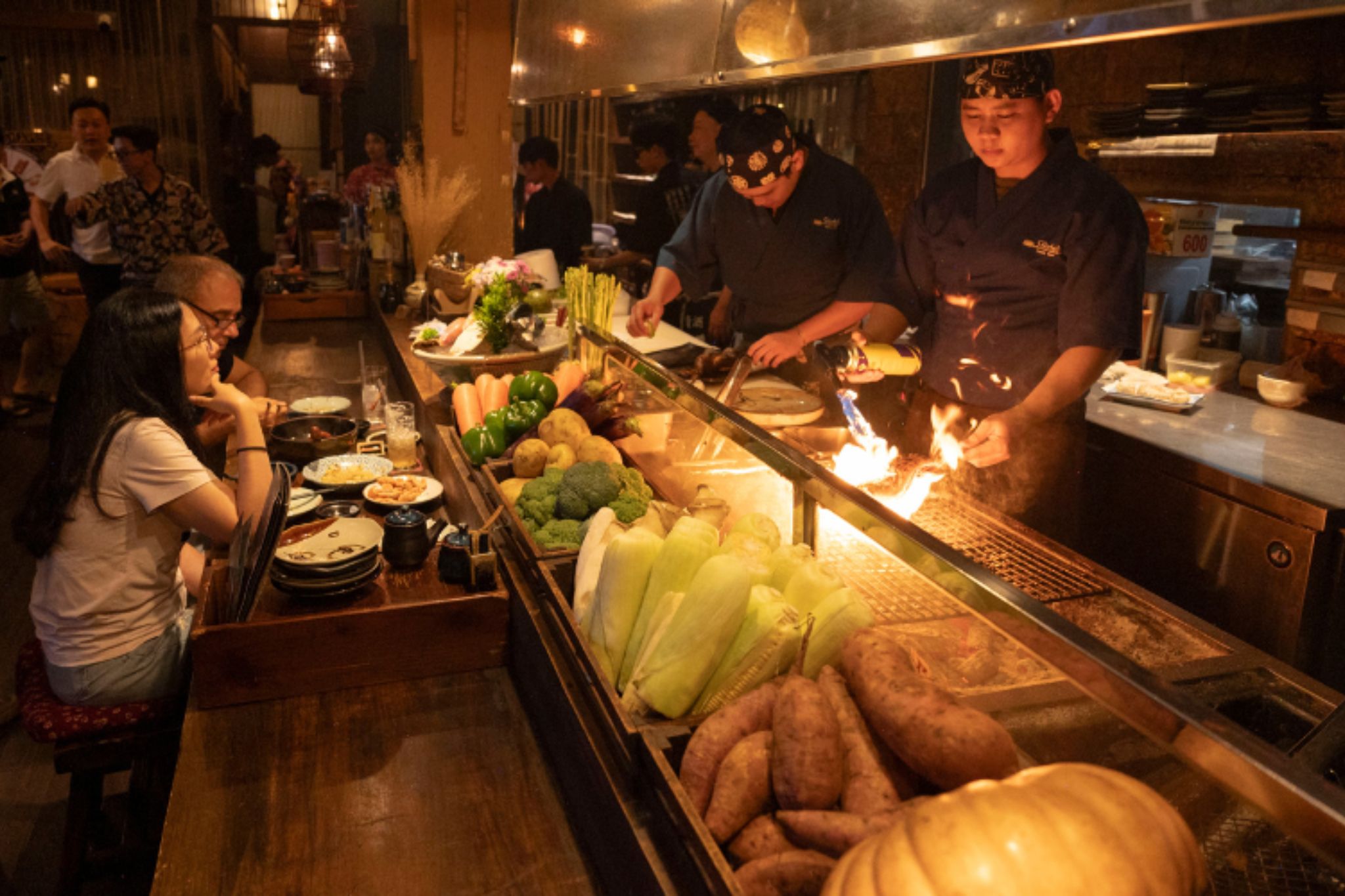 Nh&agrave; h&agrave;ng izakaya